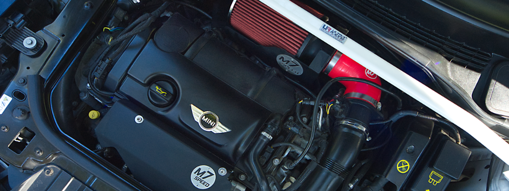 The M7 MINI Cooper Air Intake installed in Buster
